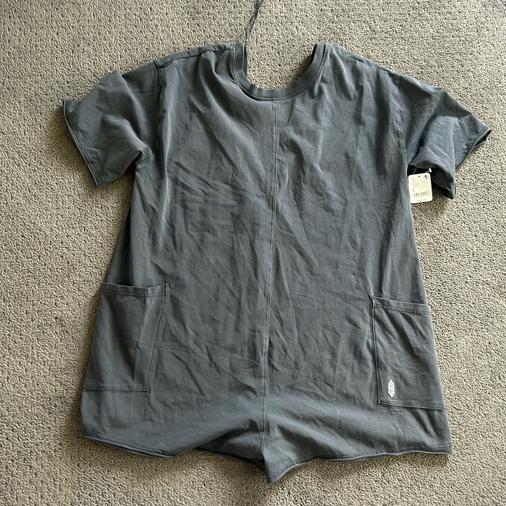 Hot Shot Romper, black (looks like dark grey), NWT, Medium